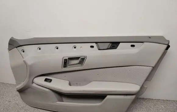 Mercedes-Benz E W212 Front door card panel trim A2127202270