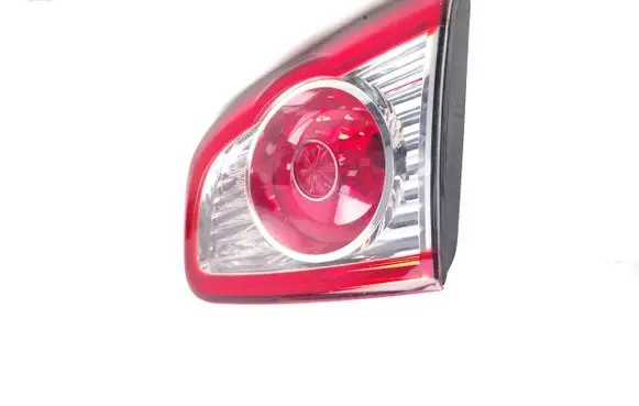 Tailgate rear/tail lights