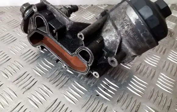 Opel Mokka Oil filter mounting bracket 6740273596