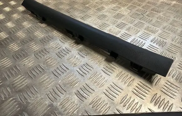 KIA Sportage Front sill trim cover 85871F1000