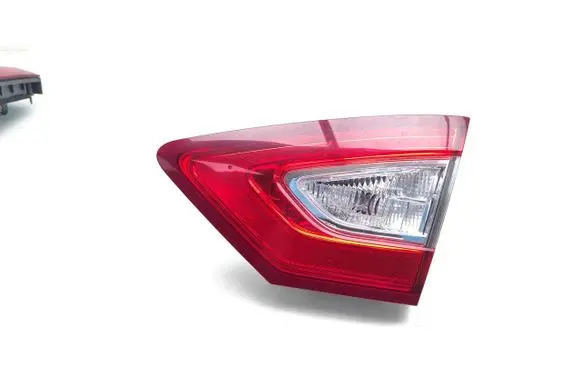 Land Rover Discovery 4 - LR4 Tailgate rear/tail lights DS73-13A602-KD 21040201 CD391DLL-RH