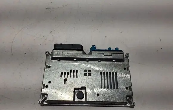Audi Q7 4M Camera control unit module 4K4907117P