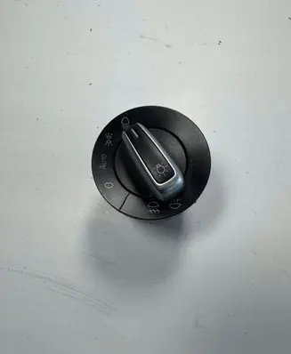 Volkswagen Scirocco Light switch 3C8941431N