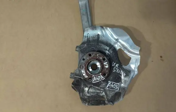 Alfa Romeo Stelvio Front wheel hub spindle knuckle 00505415540