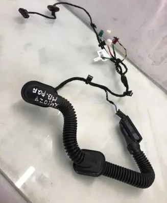 Mercedes-Benz EQA Rear door wiring loom A2475401410