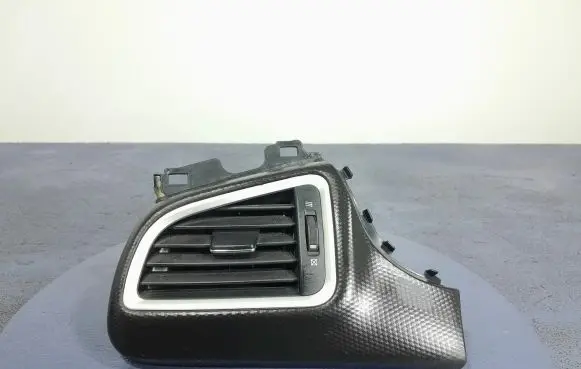 Suzuki SX4 Dashboard side air vent grill/cover trim 73640-61M0