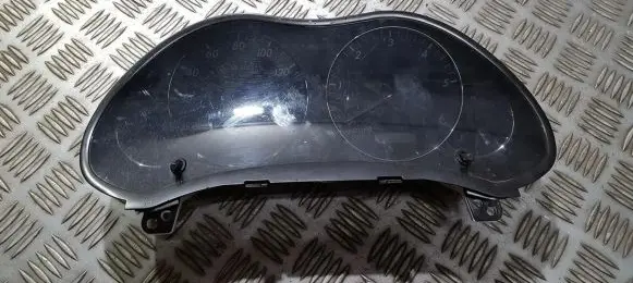 Toyota Avensis T250 Speedometer (instrument cluster) 8380005640h