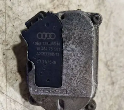 Audi A6 S6 C6 4F Intake manifold valve actuator/motor 1045475S01 A2C53308513 77111548