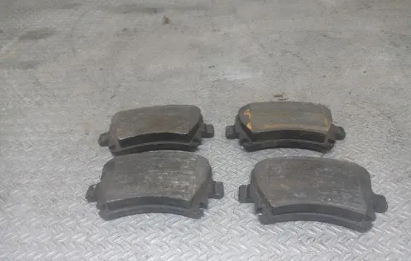Audi A6 S6 C6 4F Brake pads (rear) 