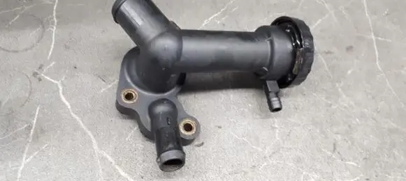 Mini One - Cooper R50 - 53 Thermostat housing 04777858AB