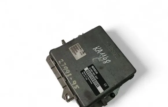 Opel Omega B1 Engine control unit/module ECU 90512702 0281001387