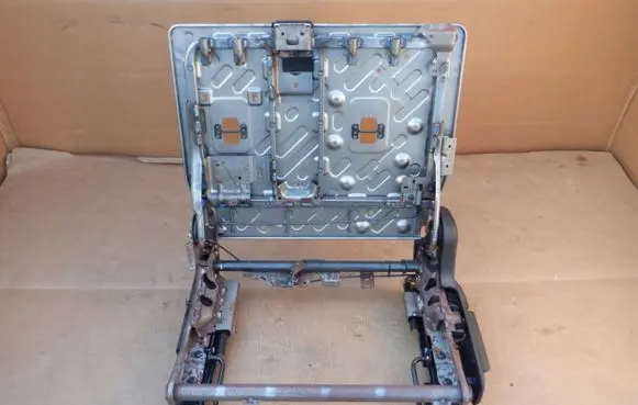 Ford Escape IV Seat frame 