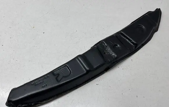 Jeep Grand Cherokee WL Fender foam support/seal 68360886AA 19593M