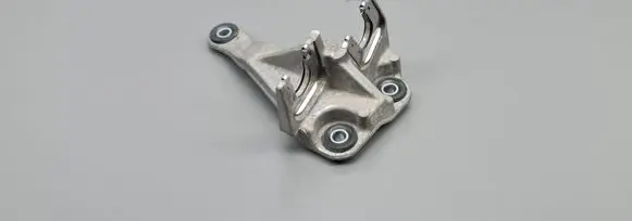 Mazda 6 Gear shift cable bracket 700849
