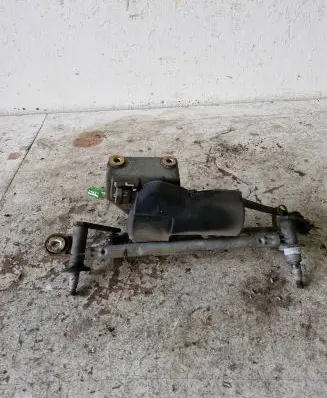 Renault Scenic I Front wiper linkage and motor