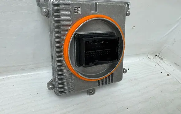Volkswagen Touareg III LED ballast control module 992941592BG 10101500200