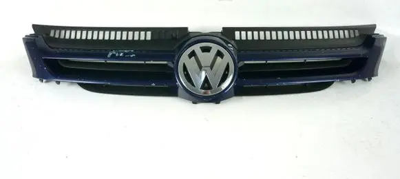 Volkswagen Golf Plus Front bumper upper radiator grill 5M0853651A 5M0853655A