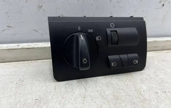 BMW X5 E53 Light switch 8380255 037045051