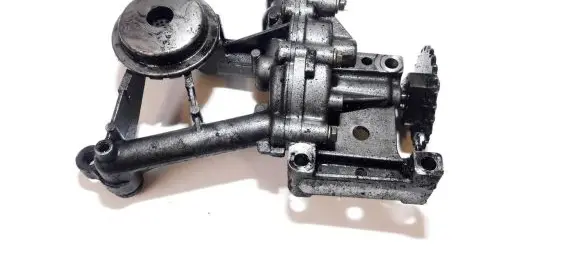 Renault Laguna I Oil pump 0070905004