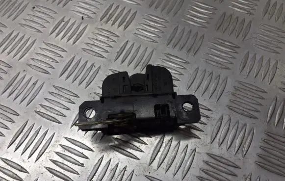 Seat Leon (1M) Tailgate exterior lock 3B9827505C