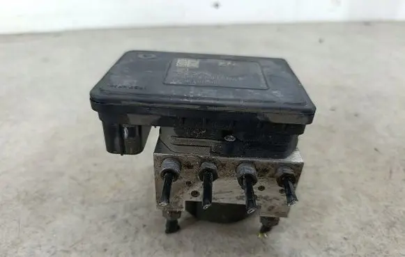 Citroen DS3 ABS Pump 