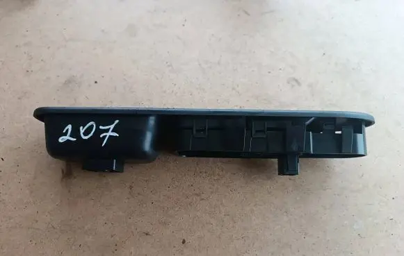 Peugeot 207 Electric window control switch 9654860777