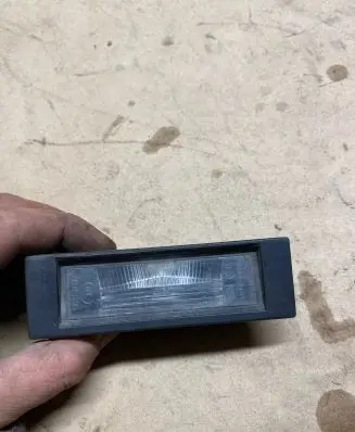 BMW 5 E60 E61 Number plate light 0461385 0465Z00