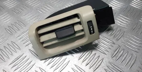 Volvo XC60 Rear air vent grill 30671770