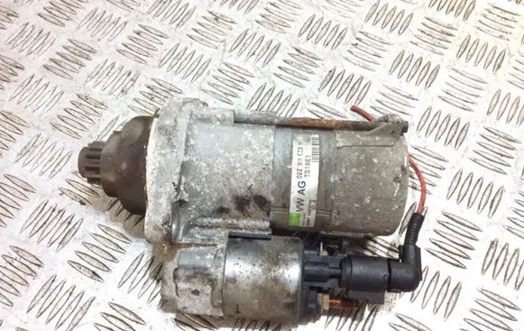 Volkswagen Golf V Starter motor 02Z911023H