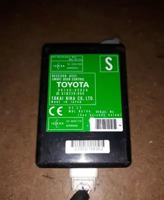 Toyota RAV 4 (XA30) Door control unit/module 8974042020