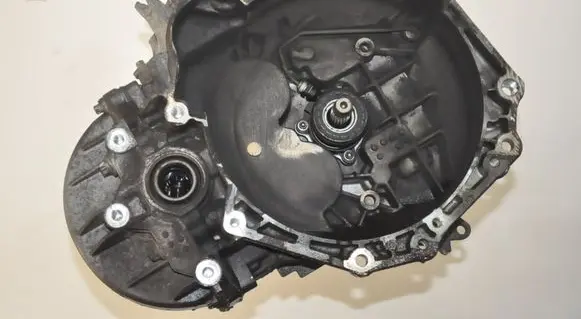 Opel Insignia A Manual 7 speed gearbox M32