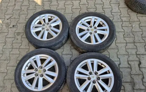 Mitsubishi ASX R17 alloy rim 