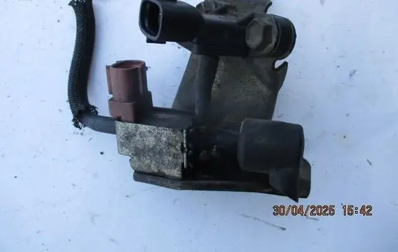 Toyota Corolla E120 E130 Air pressure sensor 8942120210