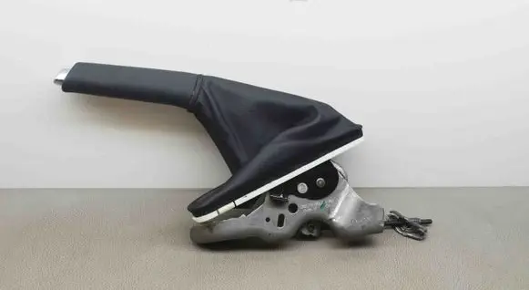 Volkswagen Jetta VI Hand brake release handle 5C0711303C