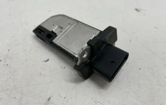 Audi A6 S6 C6 4F Mass air flow meter 72218469