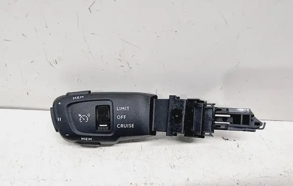 Citroen DS7 Crossback Cruise control switch 98133622ZD