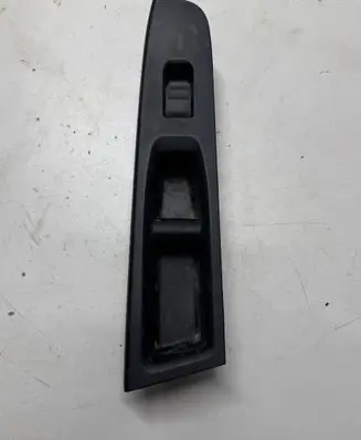 Toyota Yaris Electric window control switch