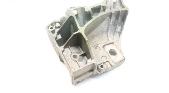 Volvo V70 Engine mounting bracket 6G926P096PC