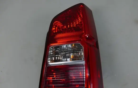 Nissan Pathfinder R51 Rear/tail lights 220-16550