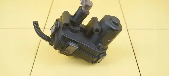 Alfa Romeo Giulietta Other engine bay part 24SP25