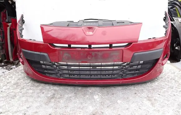 Renault Megane III Front bumper dfa