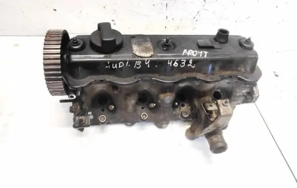 Audi 80 90 S2 B4 Engine head 028103373n