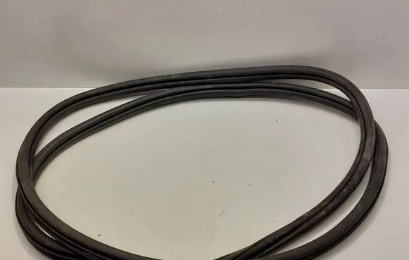 Volkswagen PASSAT B8 Front door rubber seal 3G0867912H