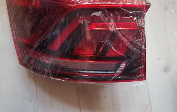 Rear/tail lights