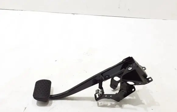 Mercedes-Benz Vito Viano W447 Brake pedal A4472900101