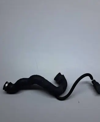 Volvo V70 Breather/breather pipe/hose 30788009