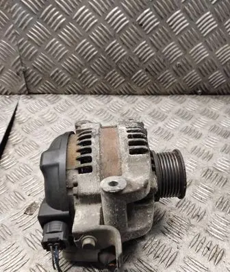 Toyota Avensis T250 Generator/alternator