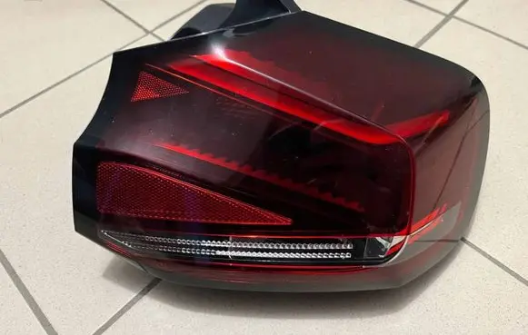 Citroen C4 III e-C4 Rear/tail lights 9831100080