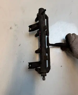 Peugeot 307 Fuel main line pipe 9628982980