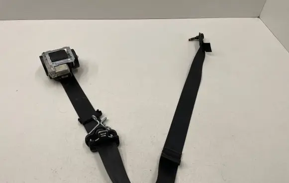 Ford S-MAX Front seatbelt 605274300 004R000